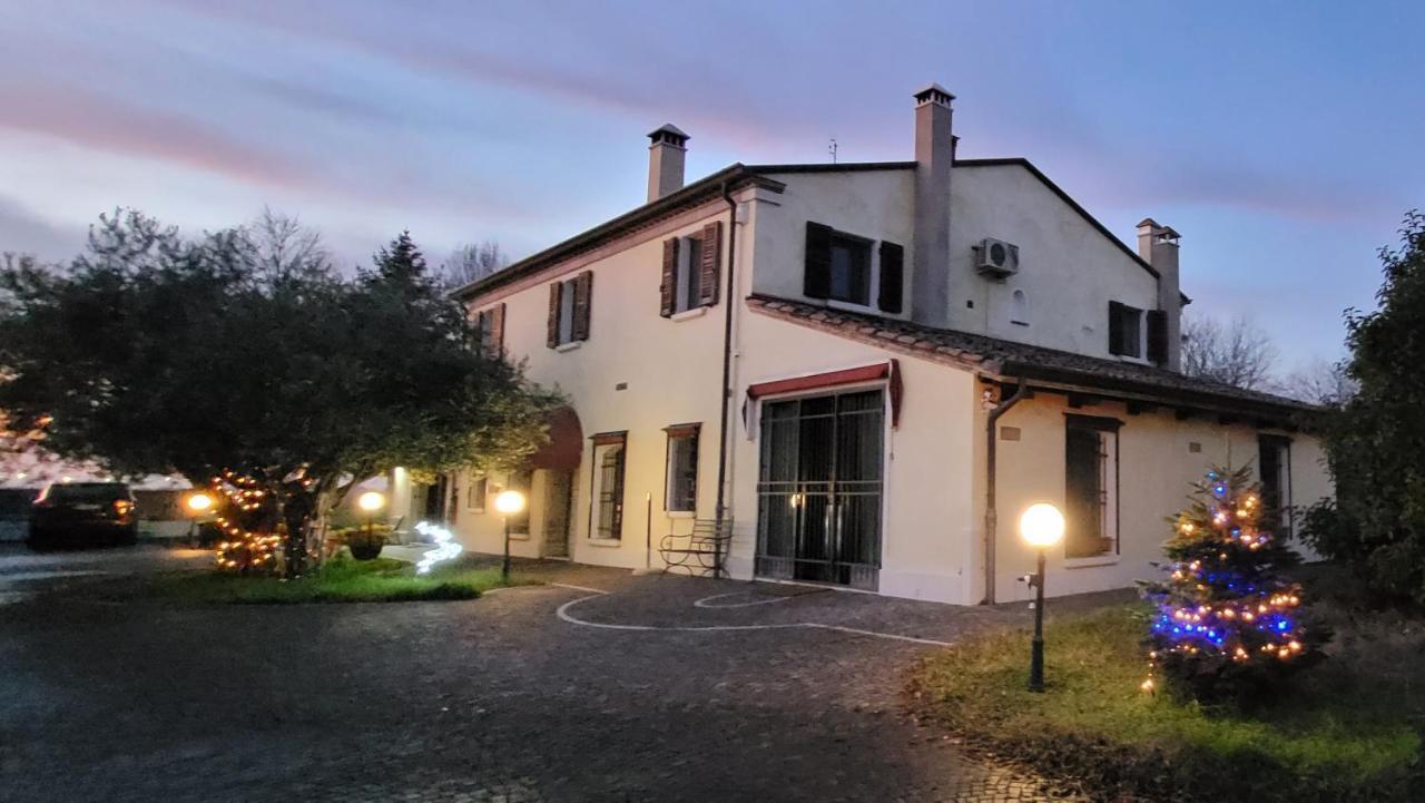 Chez Barnie Favoloso Appartamento Privato In Villa A 800Mt Ingresso Fiera リミニ エクステリア 写真