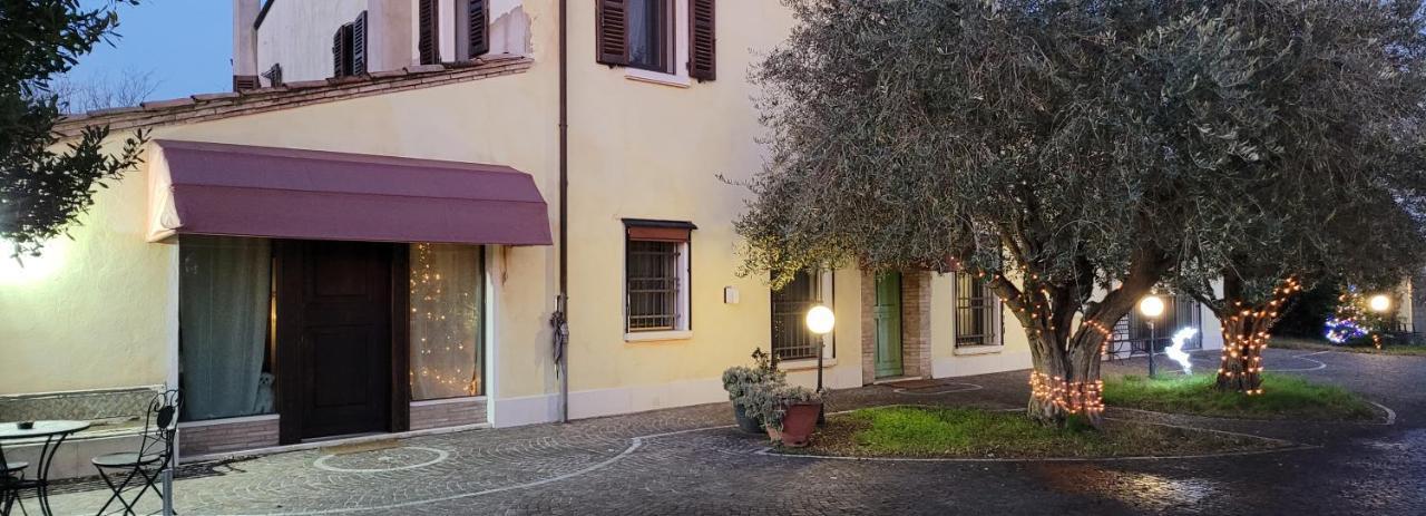 Chez Barnie Favoloso Appartamento Privato In Villa A 800Mt Ingresso Fiera リミニ エクステリア 写真